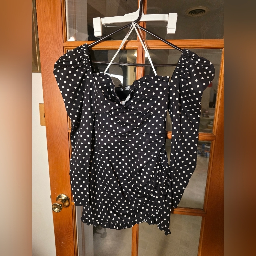 Sofia The Label Black Polka Dot Women's Dress NWT Size 6